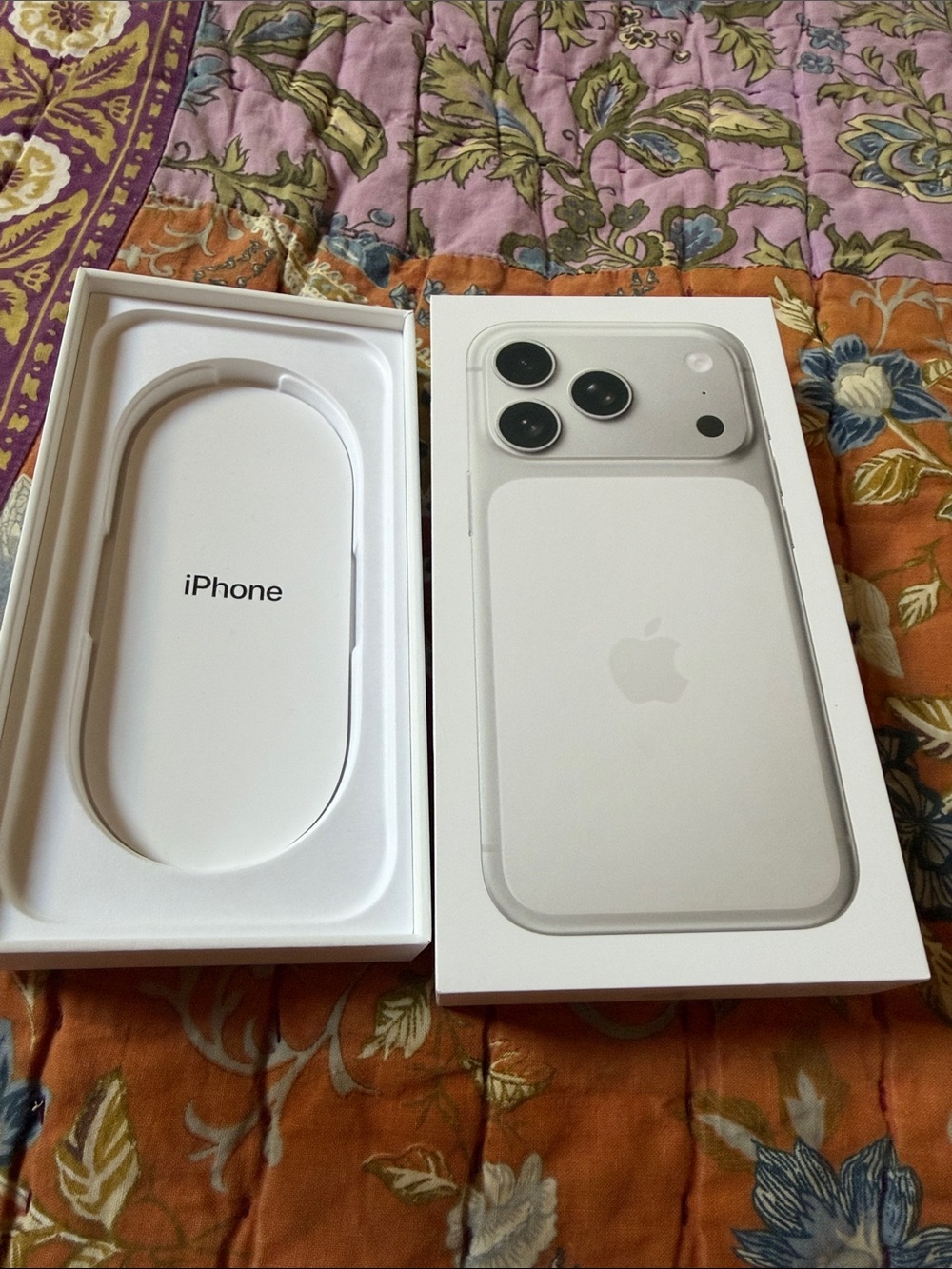 Empty Box Apple iPhone Pro Max in White